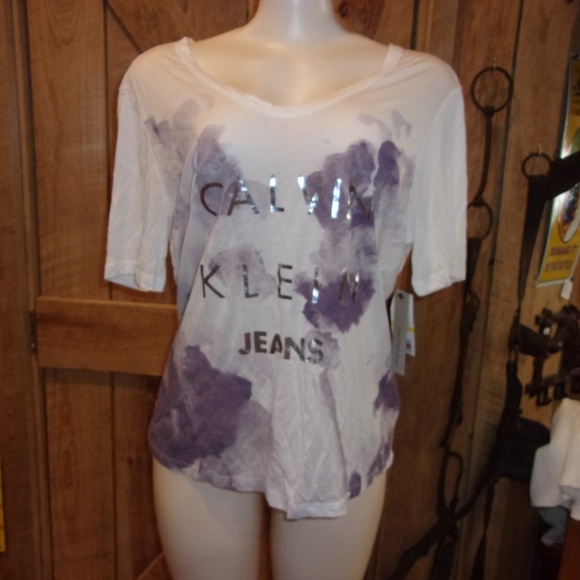 Calvin Klein Tops - NWT New Calvin Klein White/Purple T-Shirt M Calvin Klein Tops - NWT New Calvin Klein White/Purple T-Shirt M